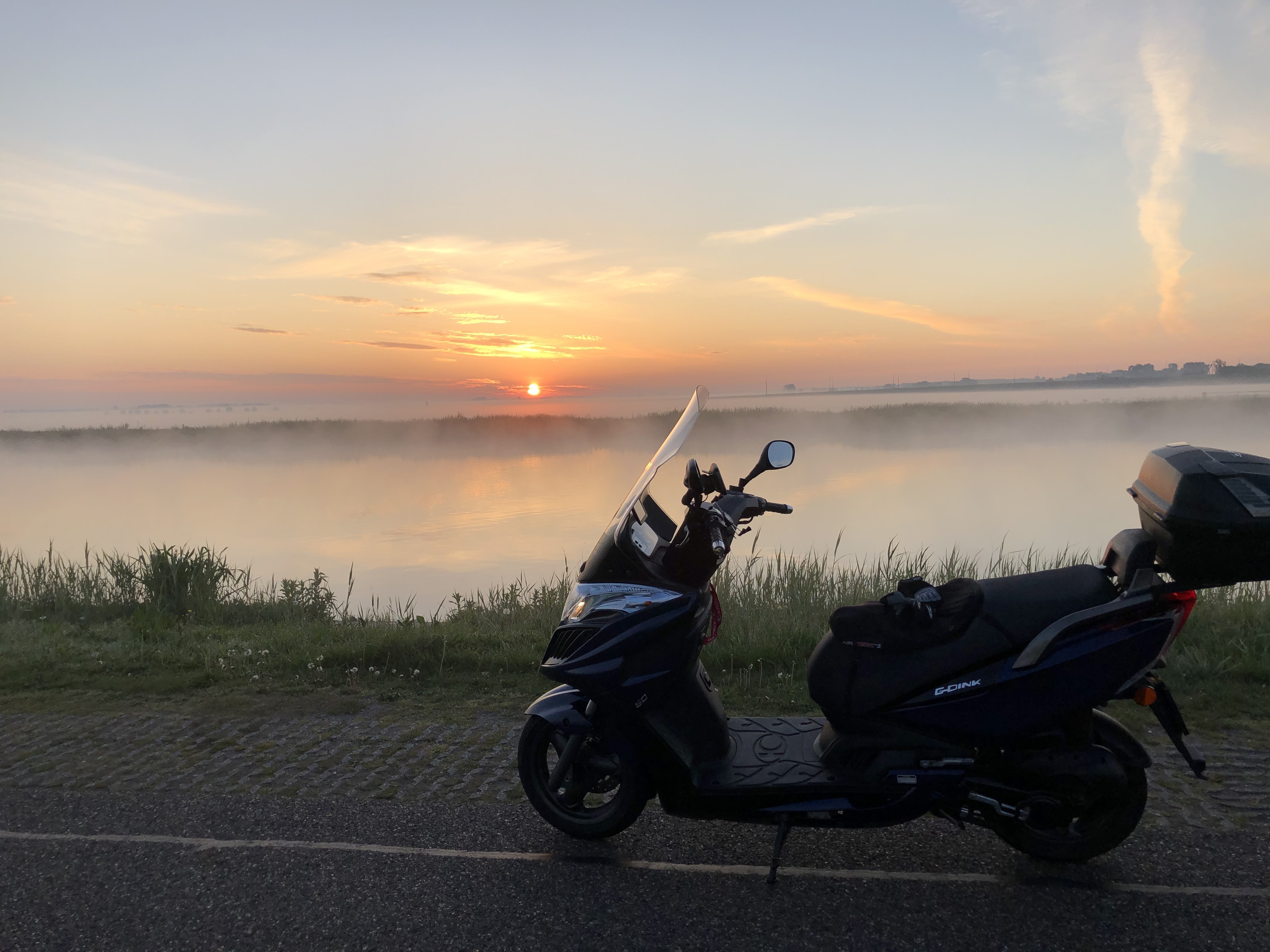 Mooie zonsopkomst naar de IT GIET OAN tour